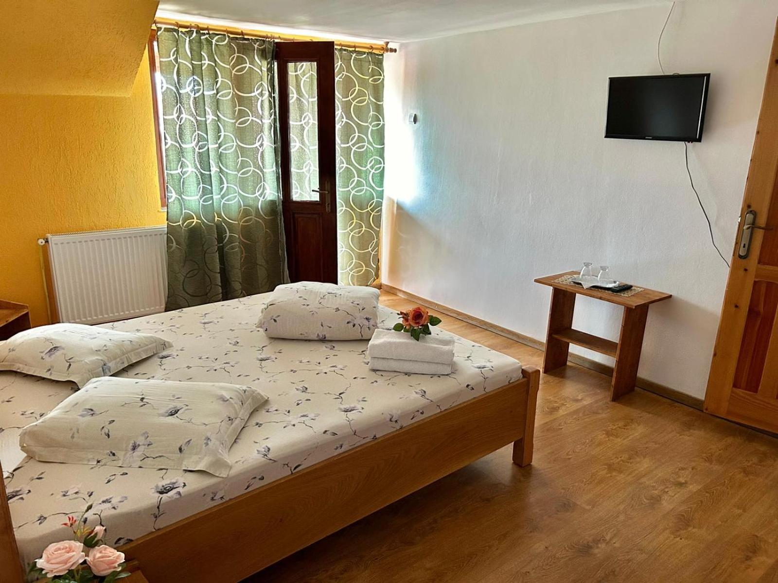 Pensiunea Casa Nina Cîrţişoara Стая снимка